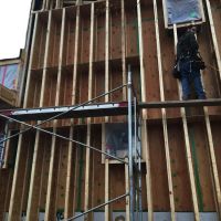 installation des divisions horizontales dans les section de mur les plus hautes pour éviter que la cellulose ne se tasse trop.